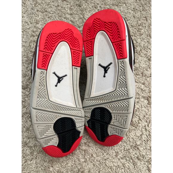 Nike Air Jordan 4 Retro Pale Citron Size 5.5 Youth - Picture 4 of 6